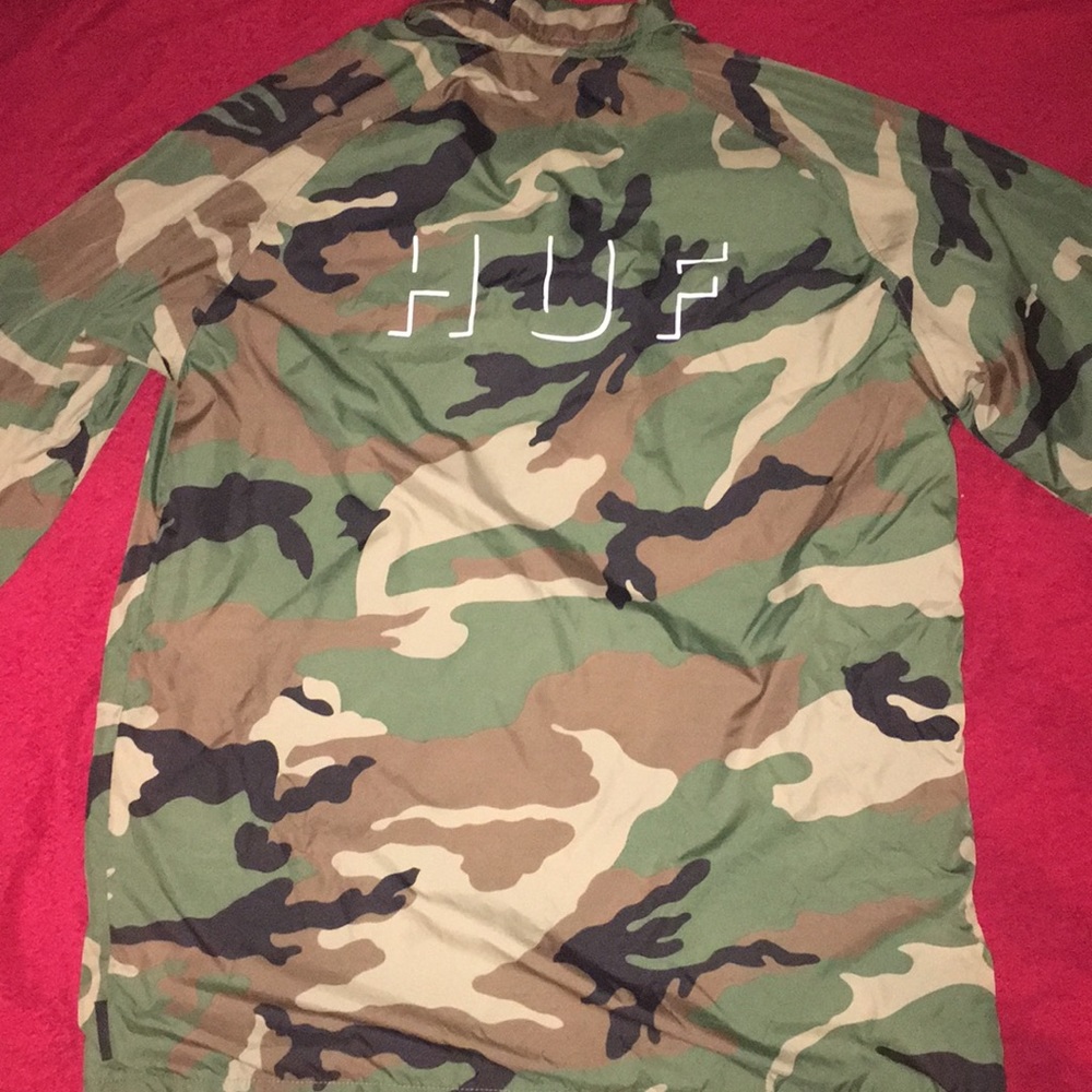 HUF Camo windbreaker